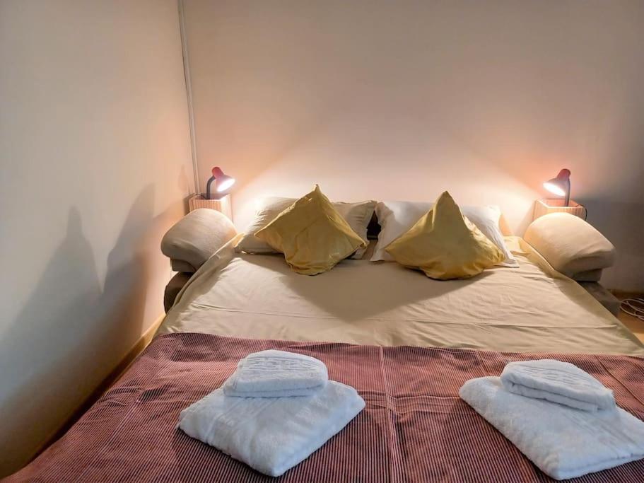 Garsoniera Linistita Zona Vitan ブカレスト エクステリア 写真